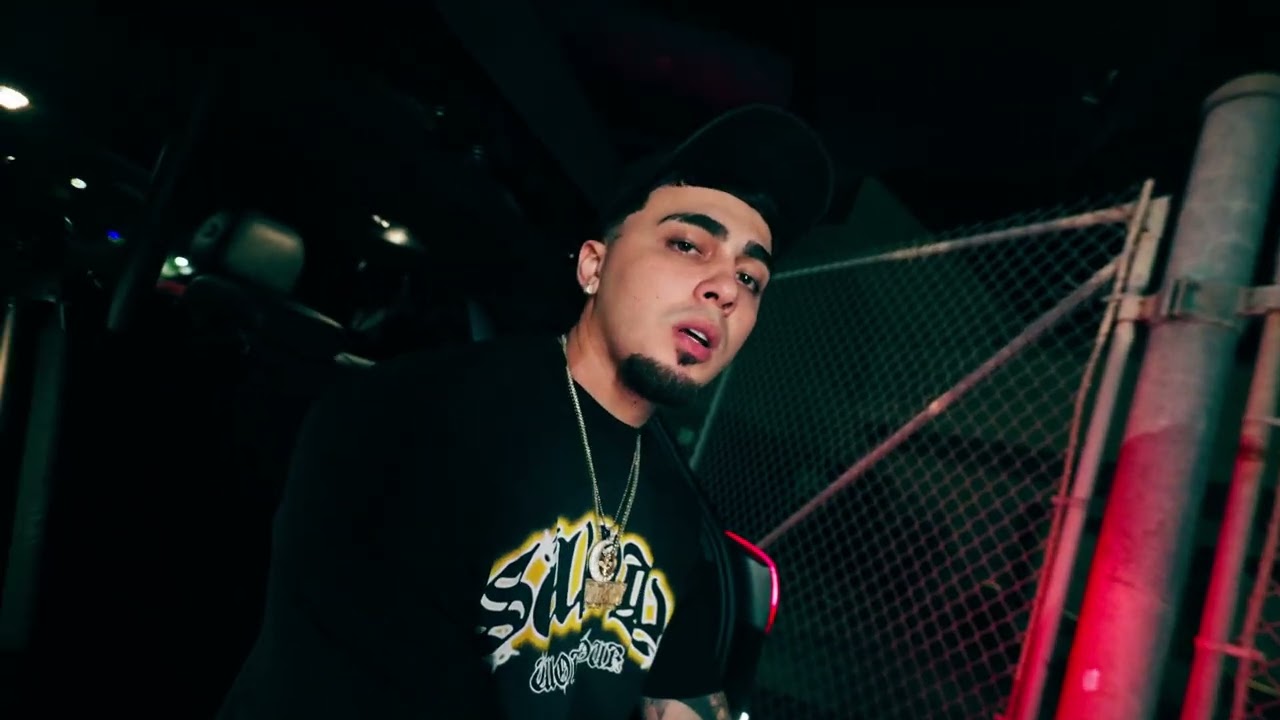 Hira - Carola (Official Video)