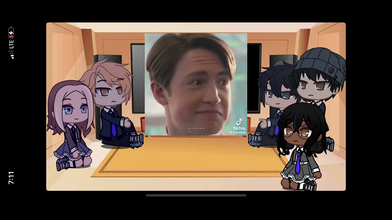 Heart stopper reacts