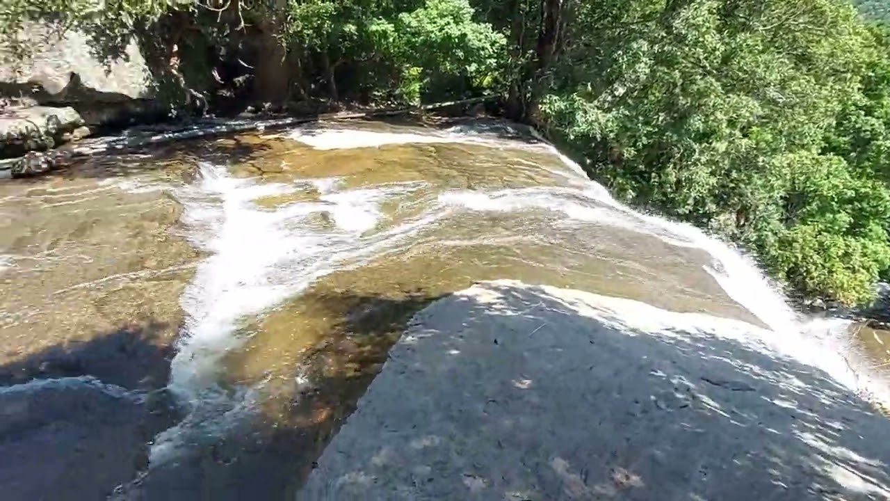 chinna suruli waterfalls ....