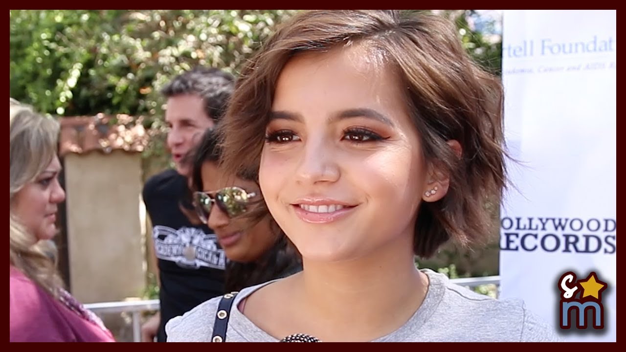 Isabela Moner Teases Sicario 2: Soldado & Talks Halloween Plans | Interview