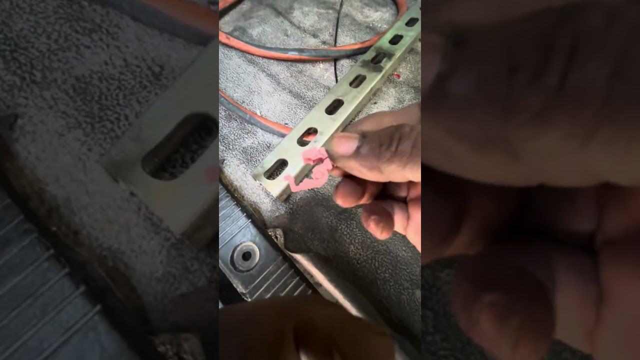 Help sliding door won’t open from outside 2007 Ford van #automobile #mechanic #fordvehicles#doorlock