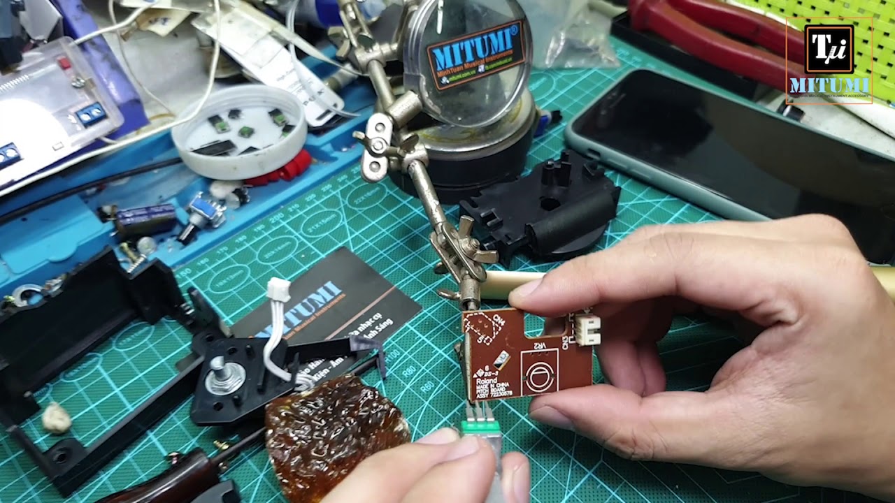 How to replace pitchbend for Roland keyboards