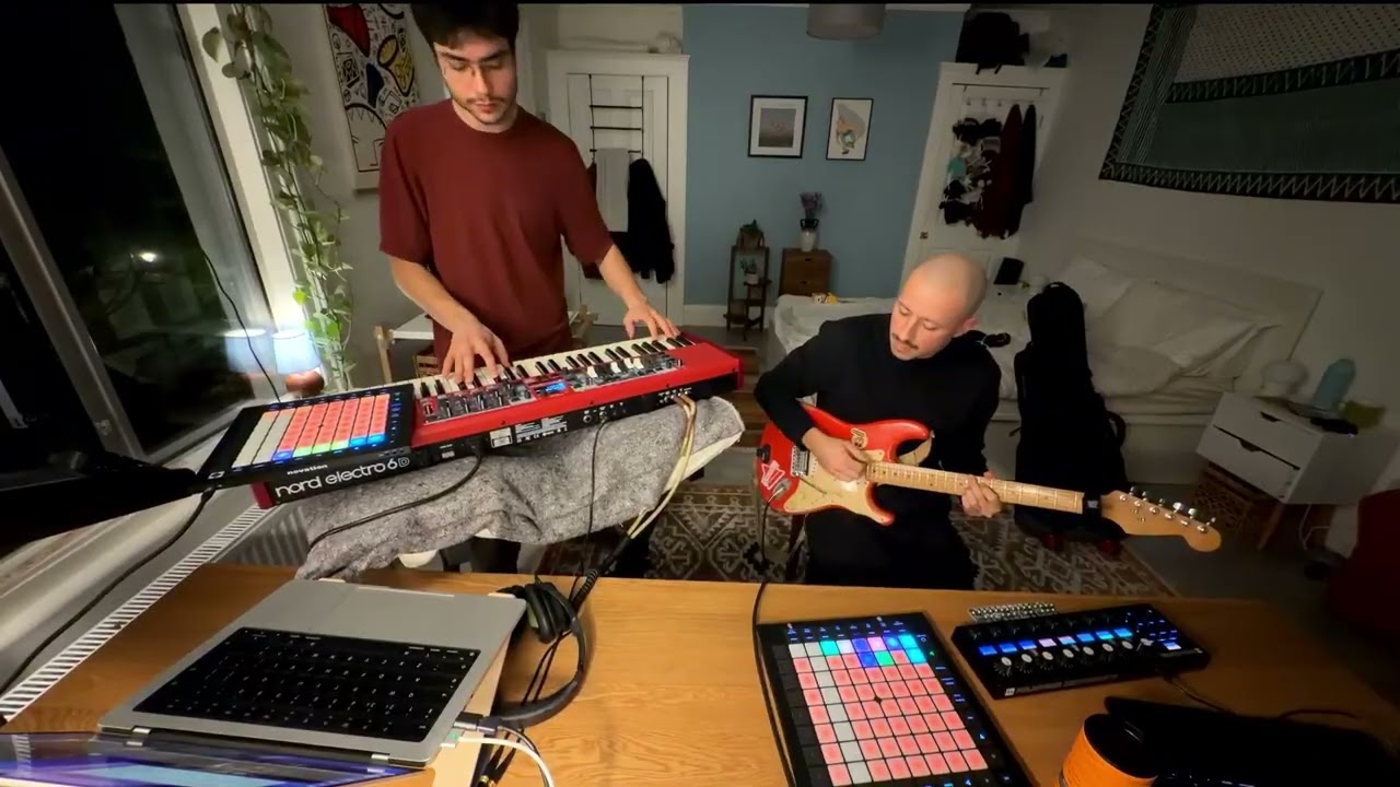 Floating Points – For Marmish (One-Take Improvisation by Gateau Salam)