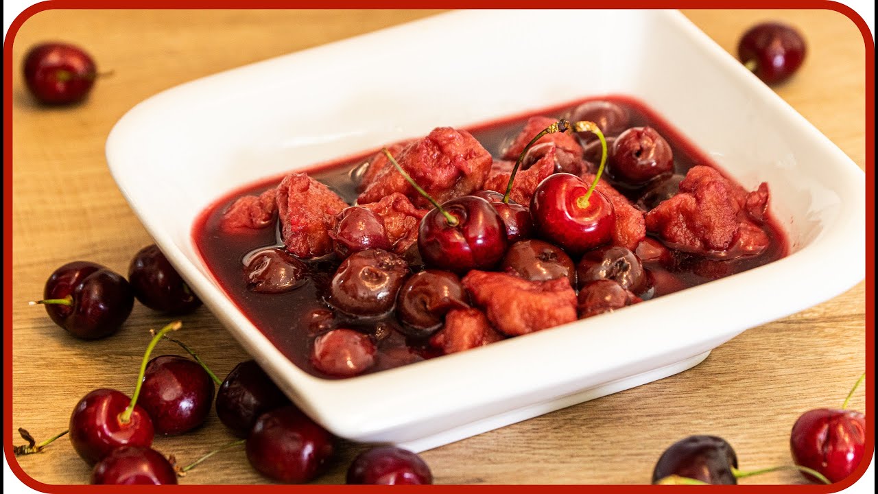 Abk&uuml;hlung an hei&szlig;en Tagen | Kirschsuppe mit Kl&uuml;tern