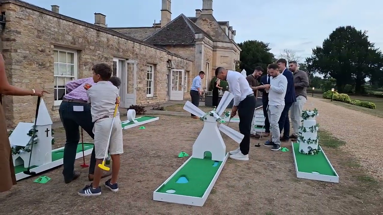 Mini golf at Barton Hall - Puttputgolf