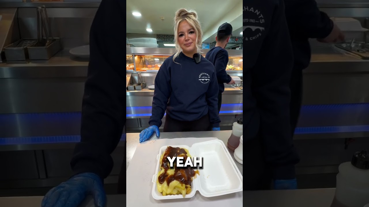 Gwiazda restauracji z frytkami serwuje serowe frytki