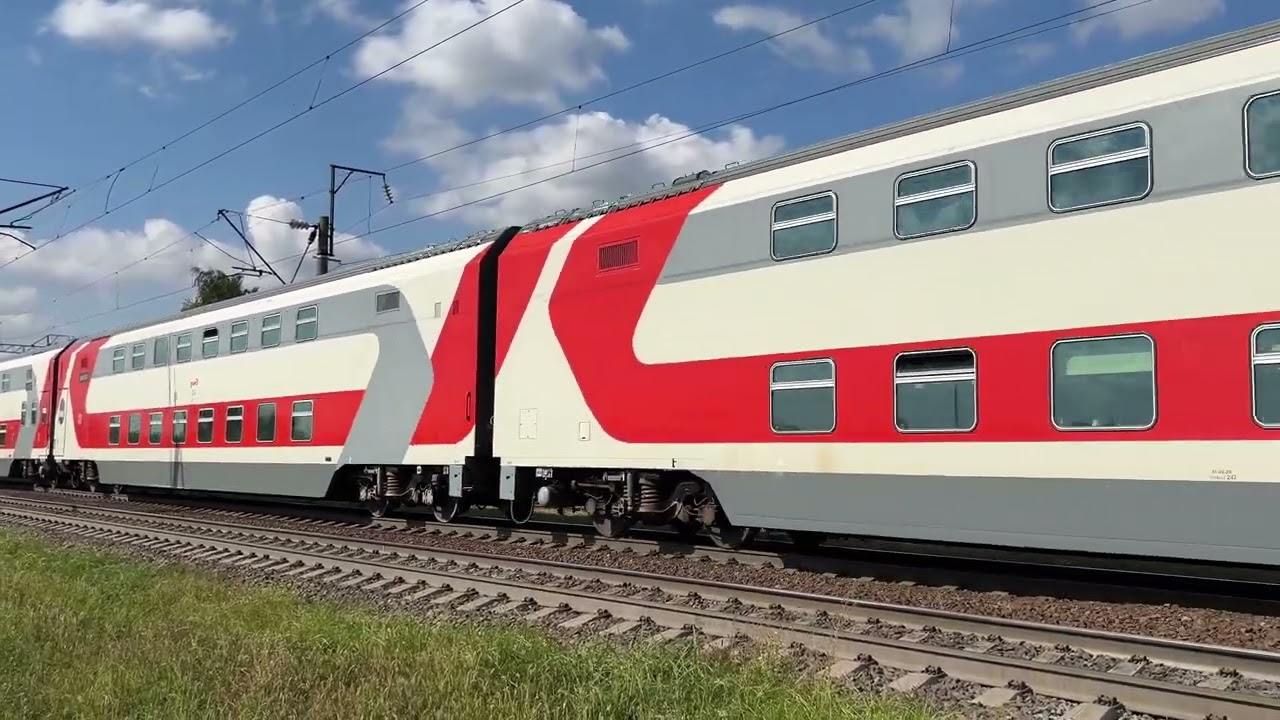 ЭП20-001 с поездом 004 Москва - Кисловодск