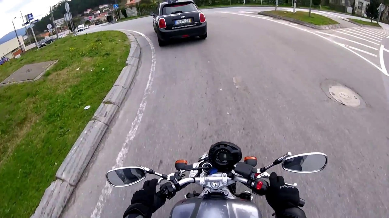 Gasphalt Motors | Yamaha FZ6N para segunda aula de instrução