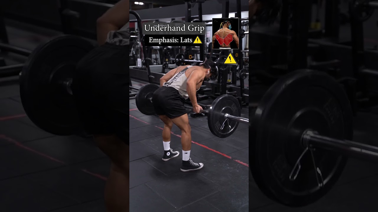 Barbell Rows: Know The Difference ⚠️ #rows