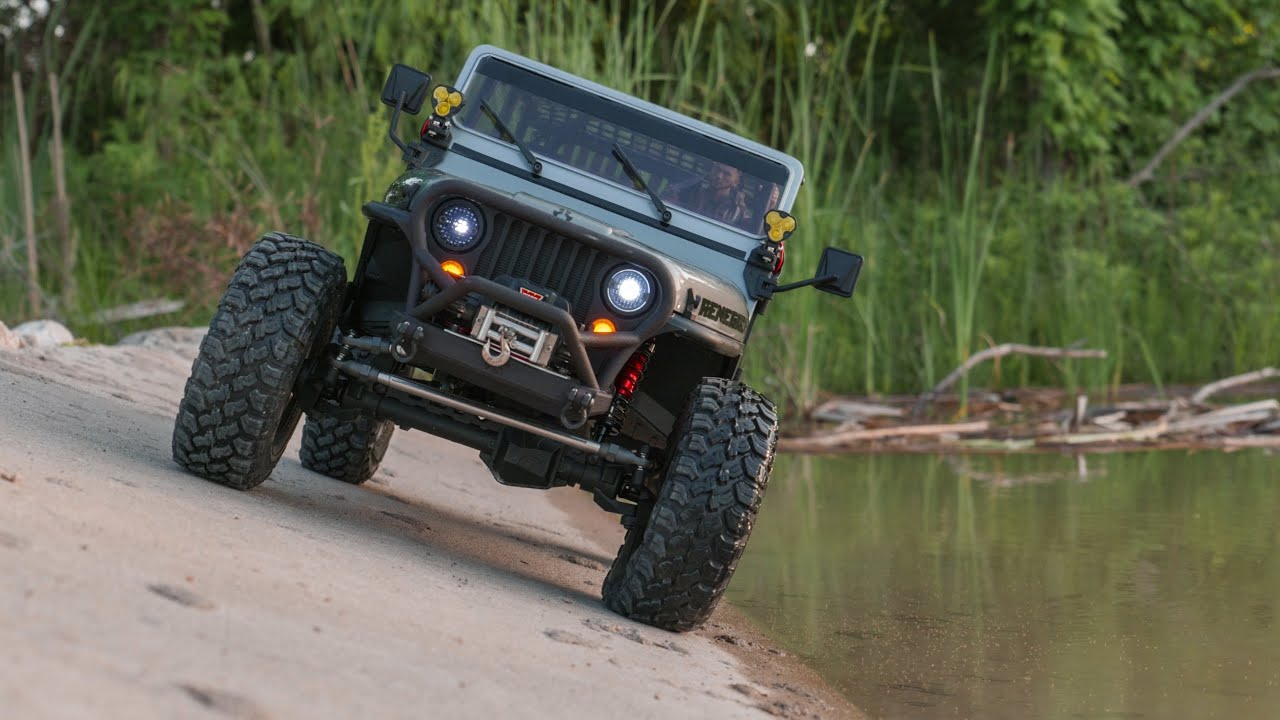 RC Scale JEEP CJ-7 from Axial