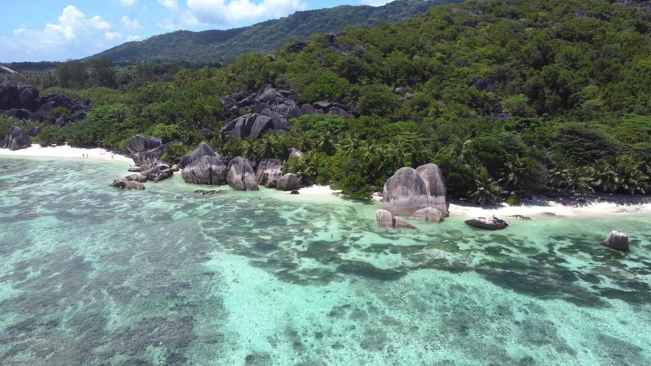 SEYCHELLES | Anse Source d'Argent - a breathtaking scenery on La Digue island