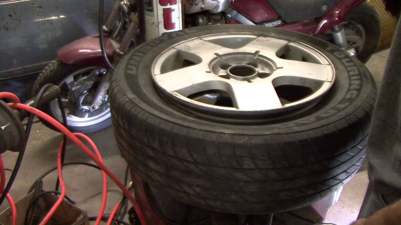 1159 Videos gets a Coats tire machine