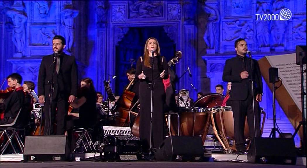Tania Kassis - Islamo-Christian AVE Duomo Milan | تانيا قسيس - الصلاة الإسلامية المسيحية دومو ميلانو