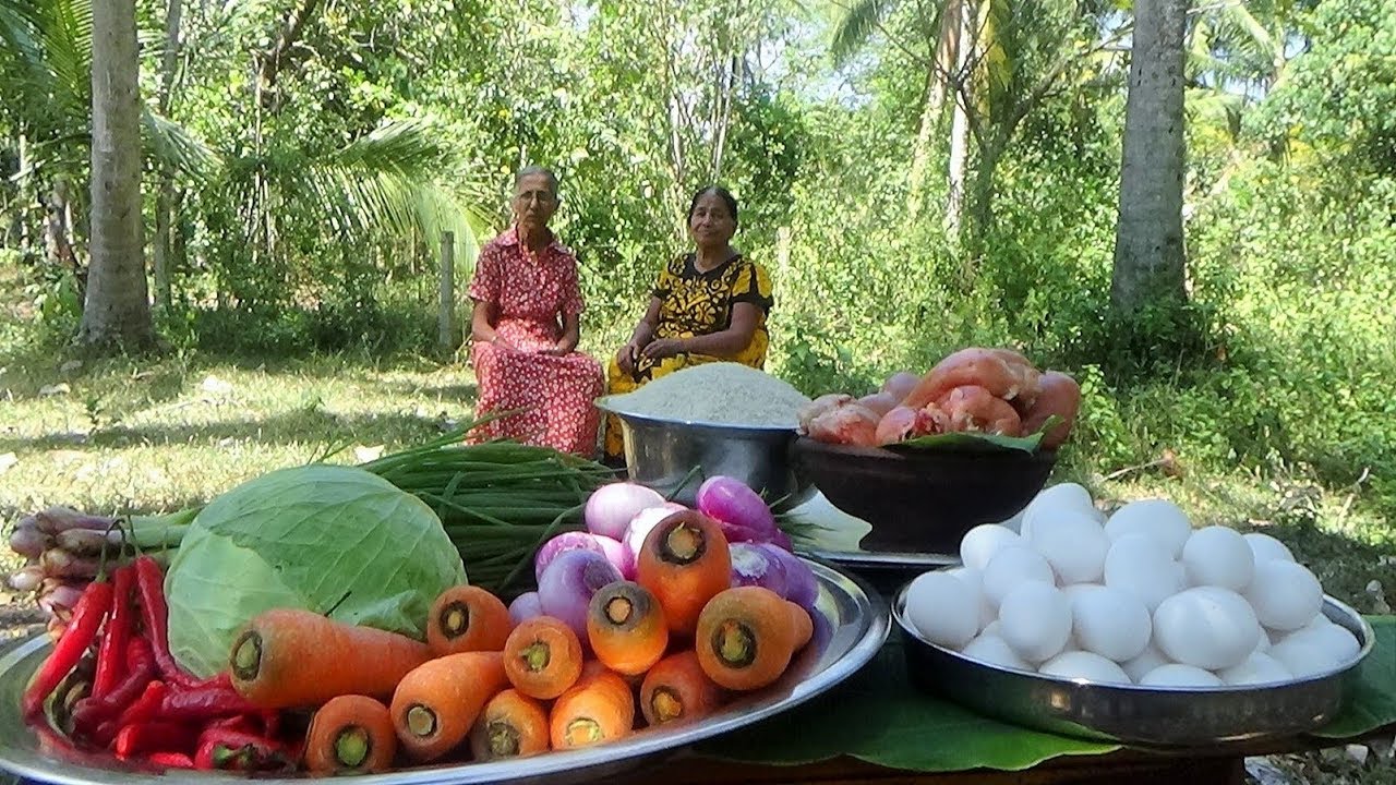 Nasi Goreng ❤ Cooking Nasi Goreng in my Village by Grandma & Mom