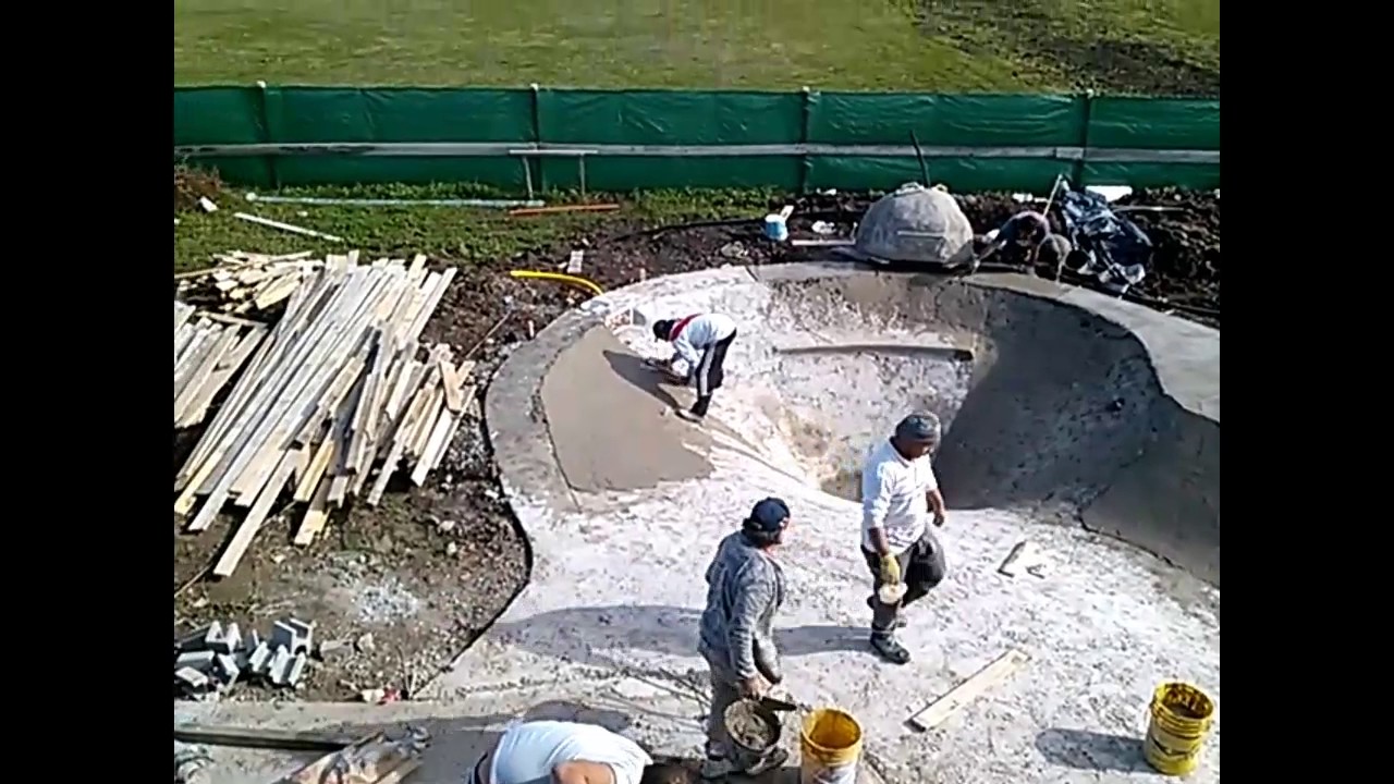 Construcción de piscina playa por Arqdolar de Jorge Fontan