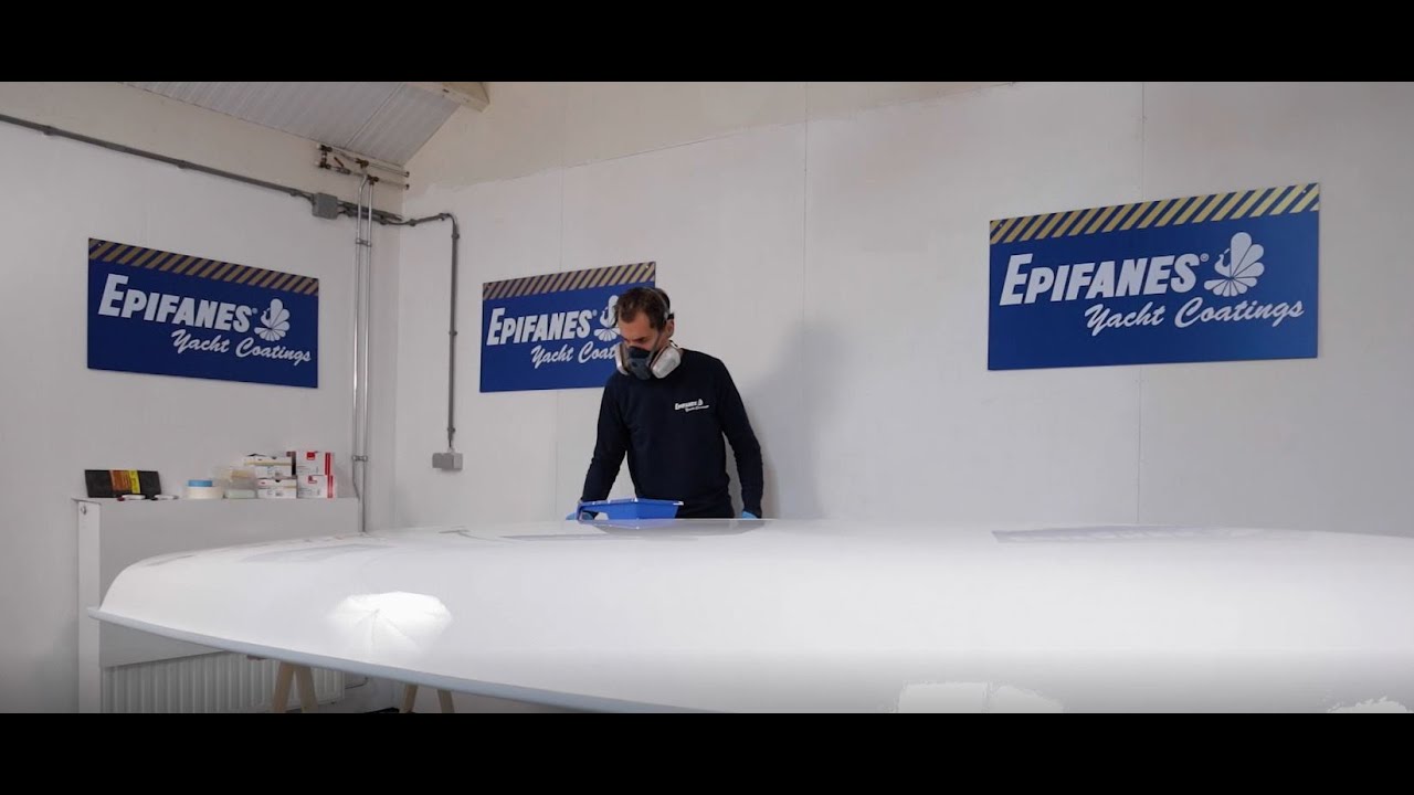 Epifanes Poly-urethane Jachtlak schilderen op een Boot