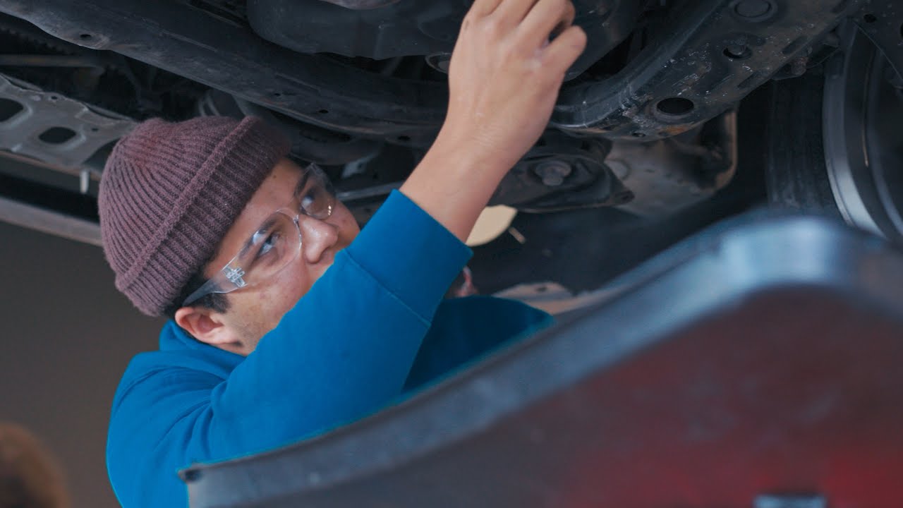 Automotive Program at Mountain View High School - Eye on Excellence 59 - 28 February 2024