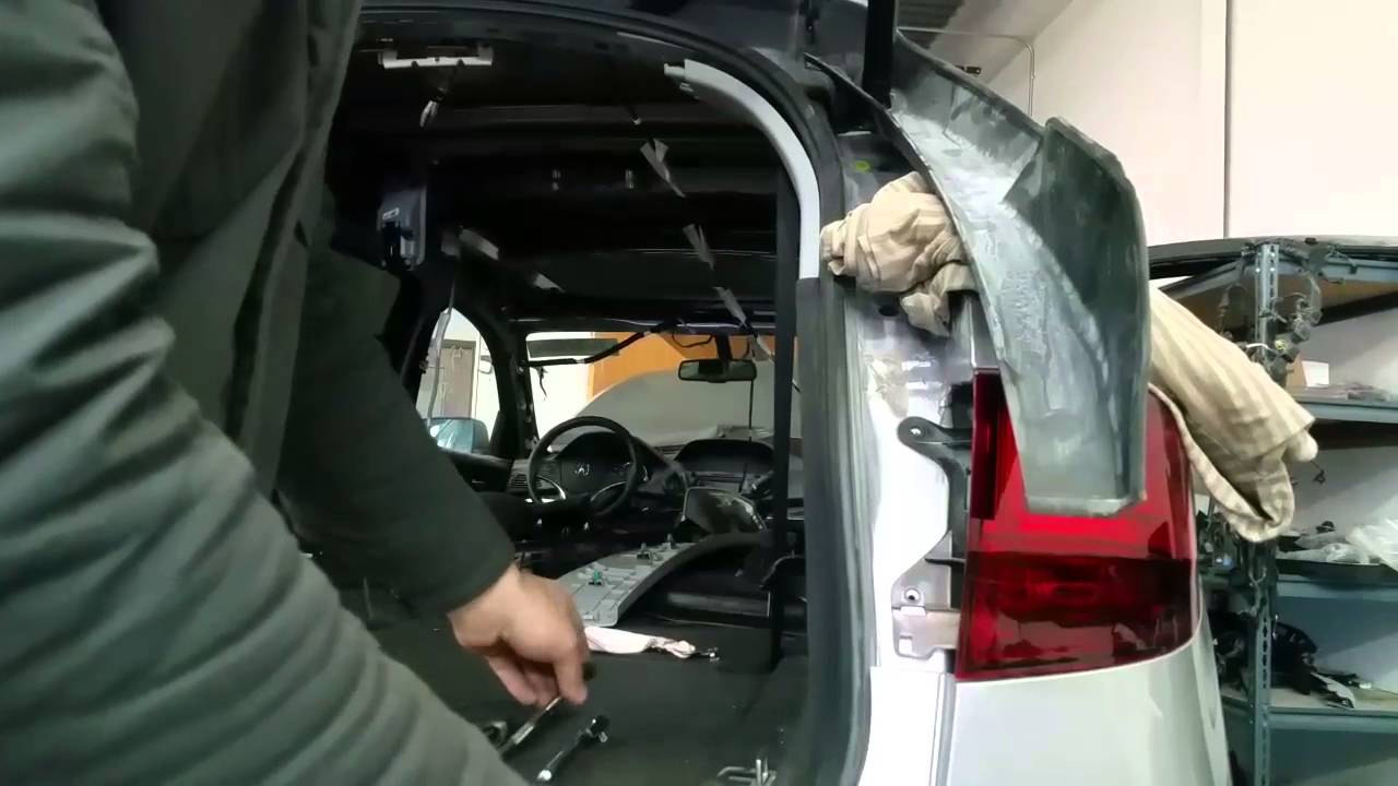 How to replace rear taillight, brake light bulb, turn signal bulb, on a 2014-2020 ACURA MDX