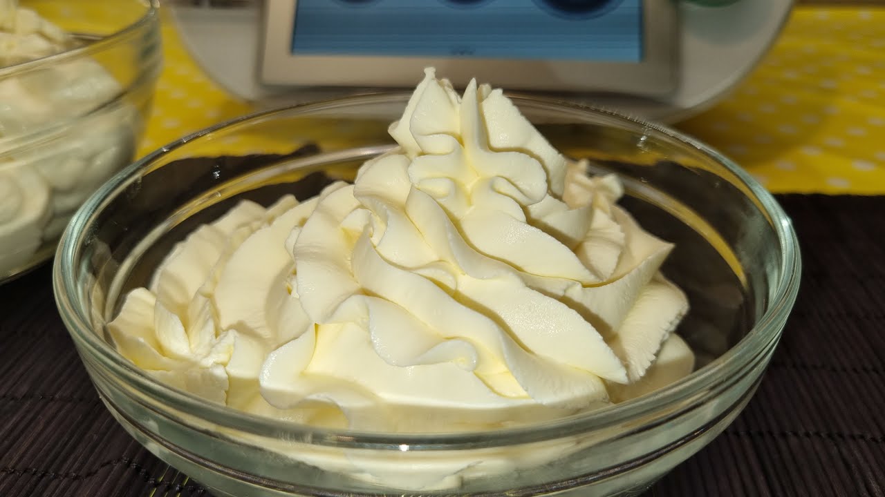 Crema chantilly al mascarpone pronta in 10 minuti con il bimby