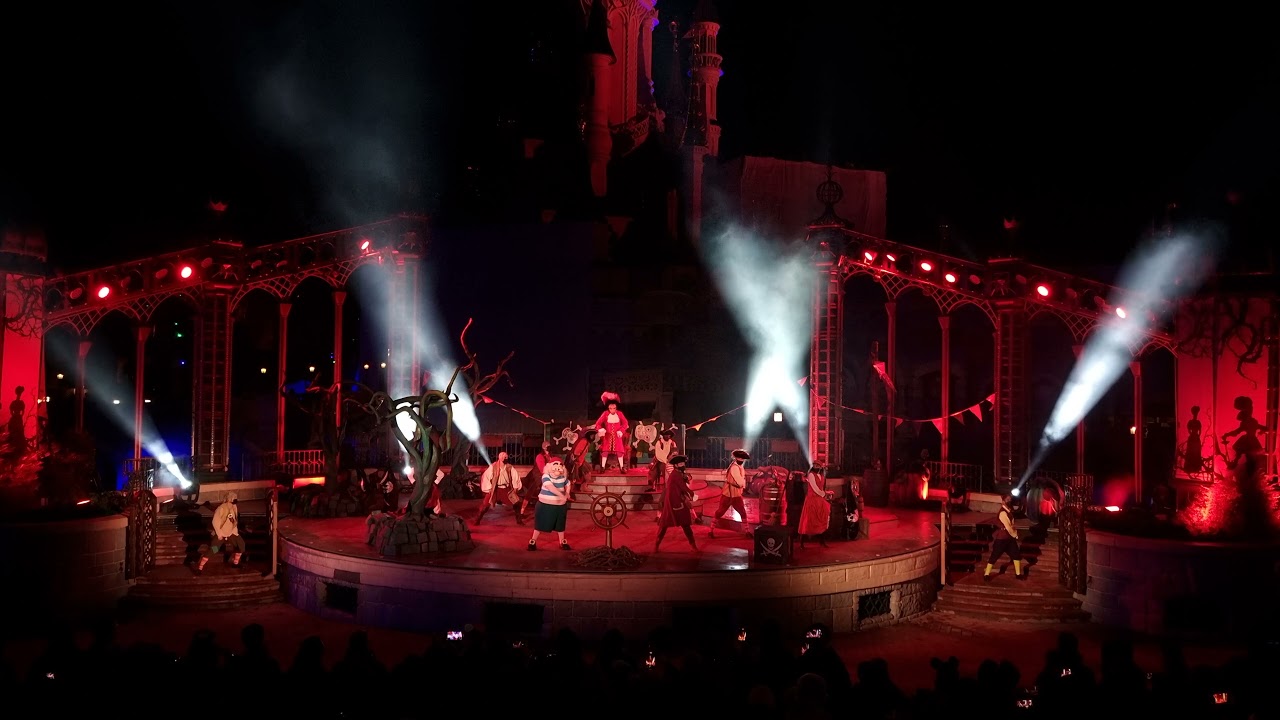 Disneyland Paris : Spectacle La Pirate Académie du Capitaine Crochet