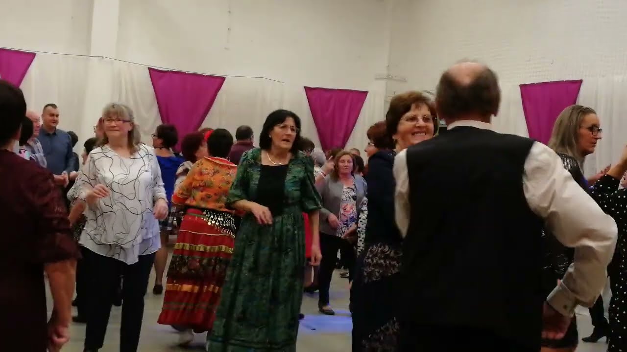 Erzsébet Katalin napi bál, Földes. 2025.11.15.zene Fricz Károly zenekara