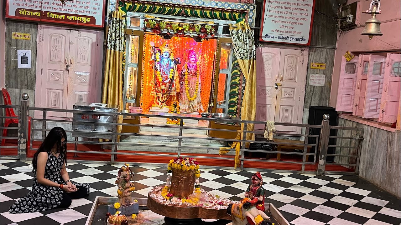 Kajal kya bol rhi hai😮||aaj ham log gye mandir❤️||