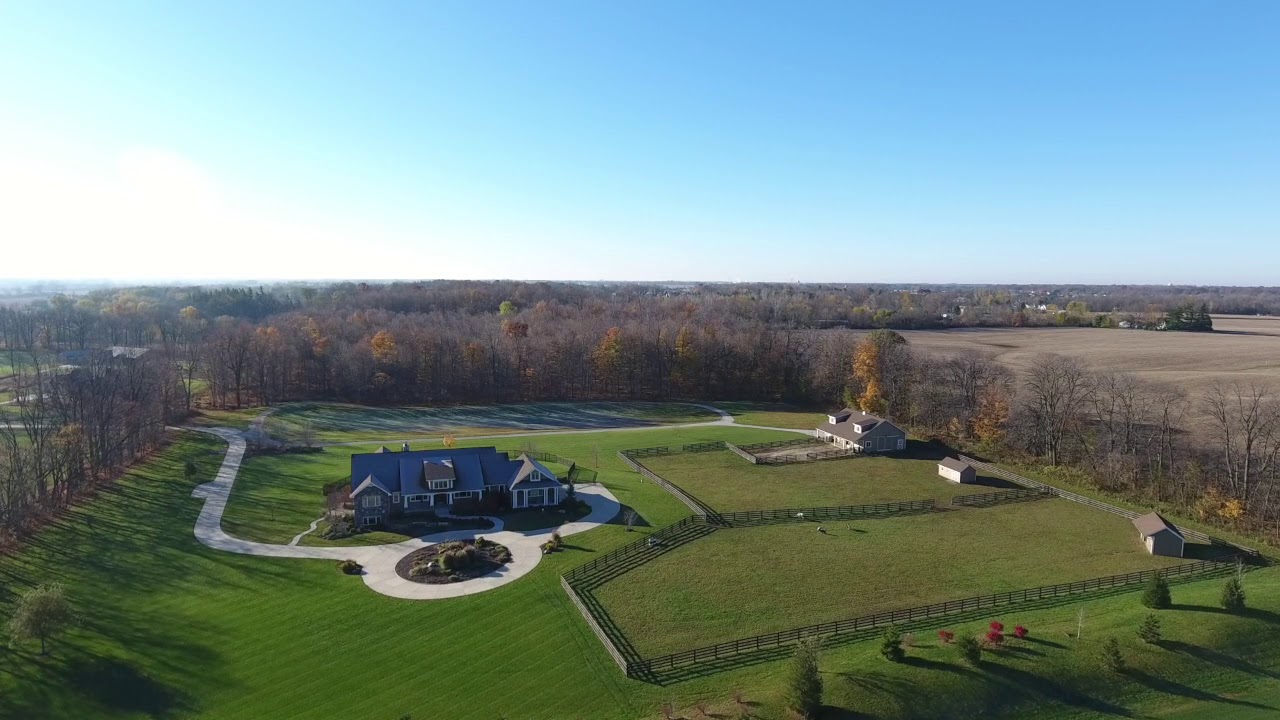 462 North Small Pond Ct Valparaiso, IN 46383