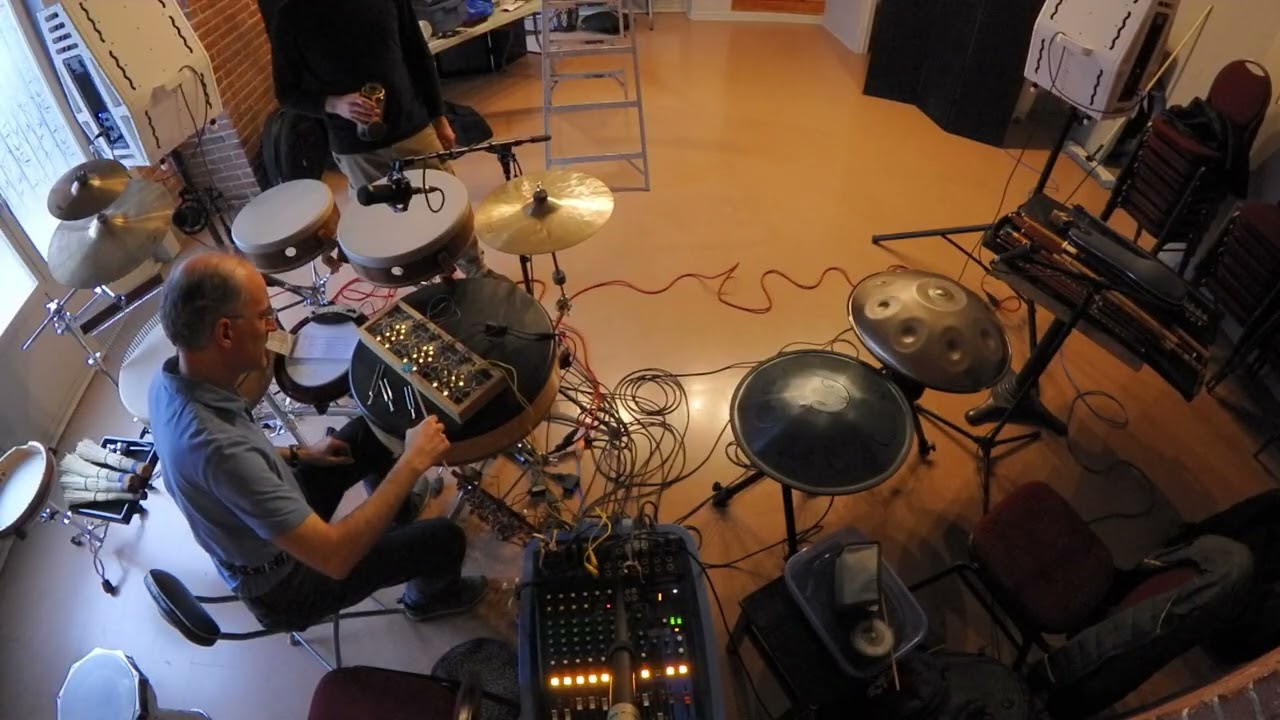 La tempête approche... ambiance de Folktek Resonant Garden