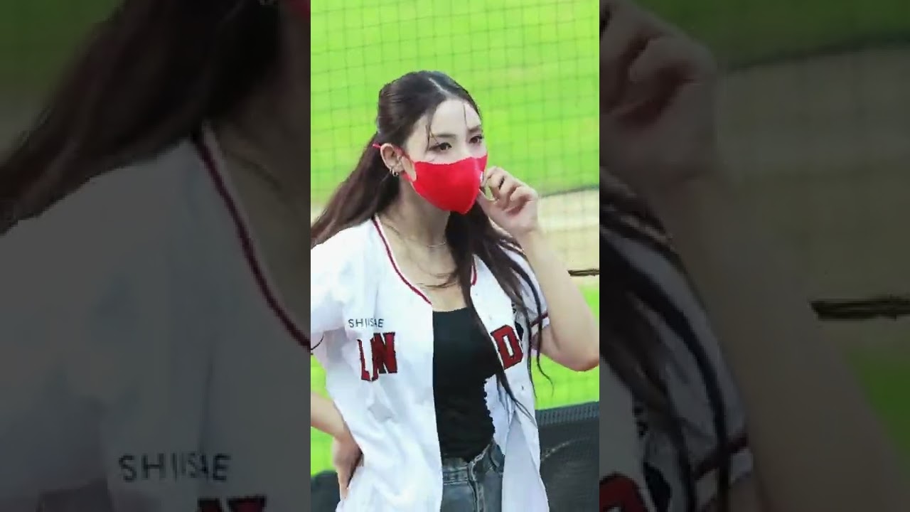 LIGHTSUM - Bouncy Chowon @kpopslowmo1436