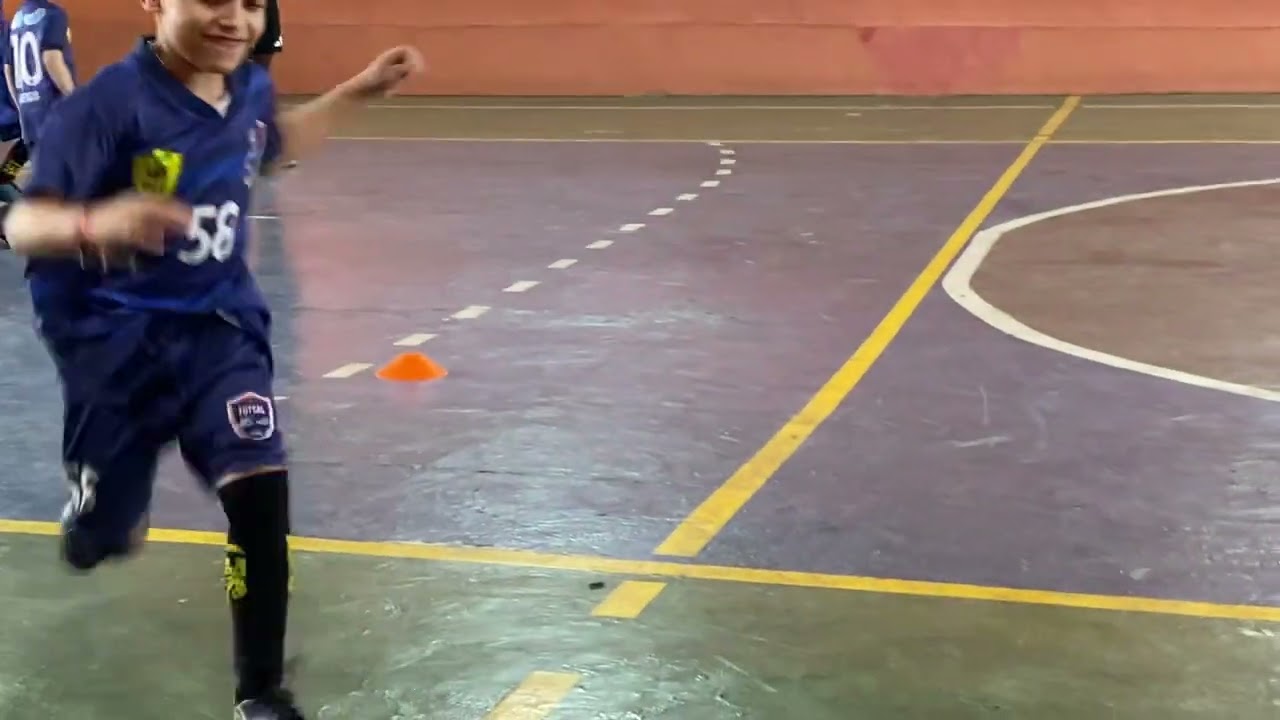 Treino de futebol para crianças ⚽️ #futebol 😍