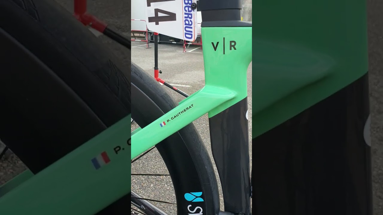 VAN RYSEL RCR F D&eacute;cathlon Ag2r Team pro. P.Gautherat Swiss Side wheels. Gand Wevelgen Paris Roubaix