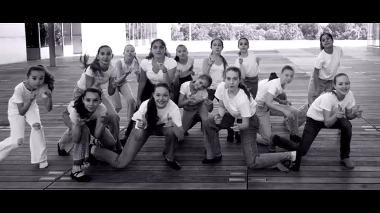 FLY ME TO THE MOON- Clip officiel d’École de danse Vortex- Paris 15e, France