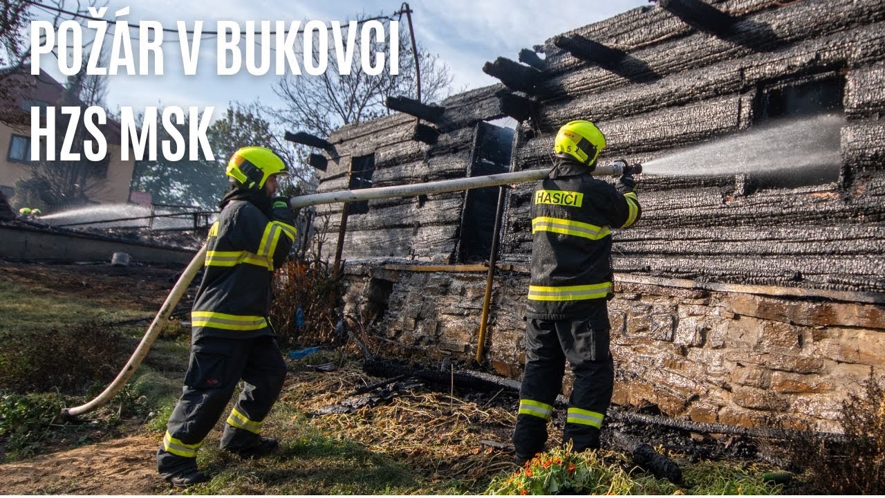 Požár několika objektů v obci Bukovec - dohašovací práce, 28.8.2025