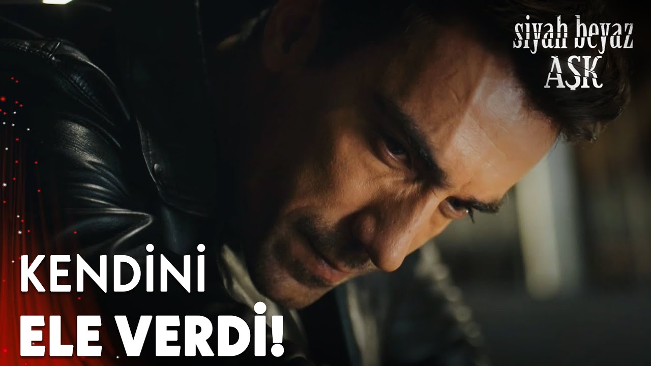 Ferhat, Aslı'nın uyuduğunu sanıyor! - Siyah Beyaz Aşk Özel Klip