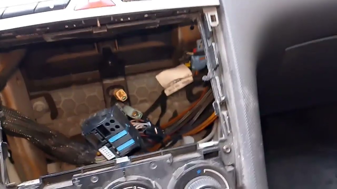 Peugeot 308 multimedya montajimiz