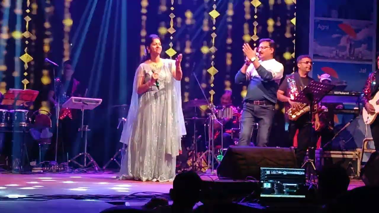Keh du tumhe live stage performance #livemusic #kehdutumhe #rdburman 