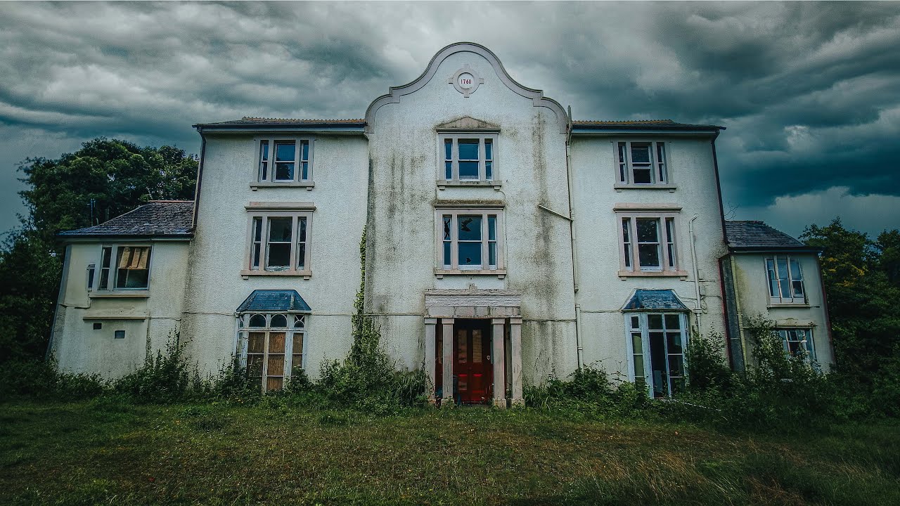 WE LEFT CAMERAS ALONE OVERNIGHT in a HAUNTED MANSION | URBAN CAMPING