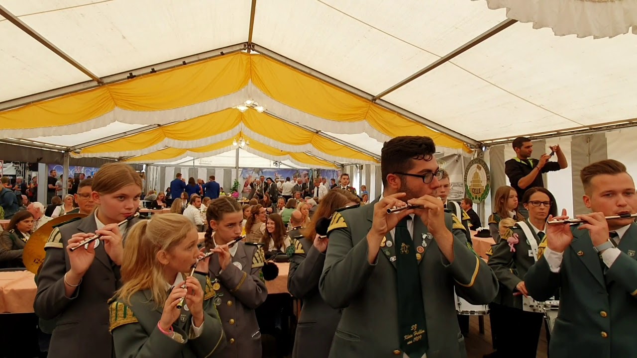 Spielmannszug Klein Hehlen auf dem Schützenfest Celle 2019
