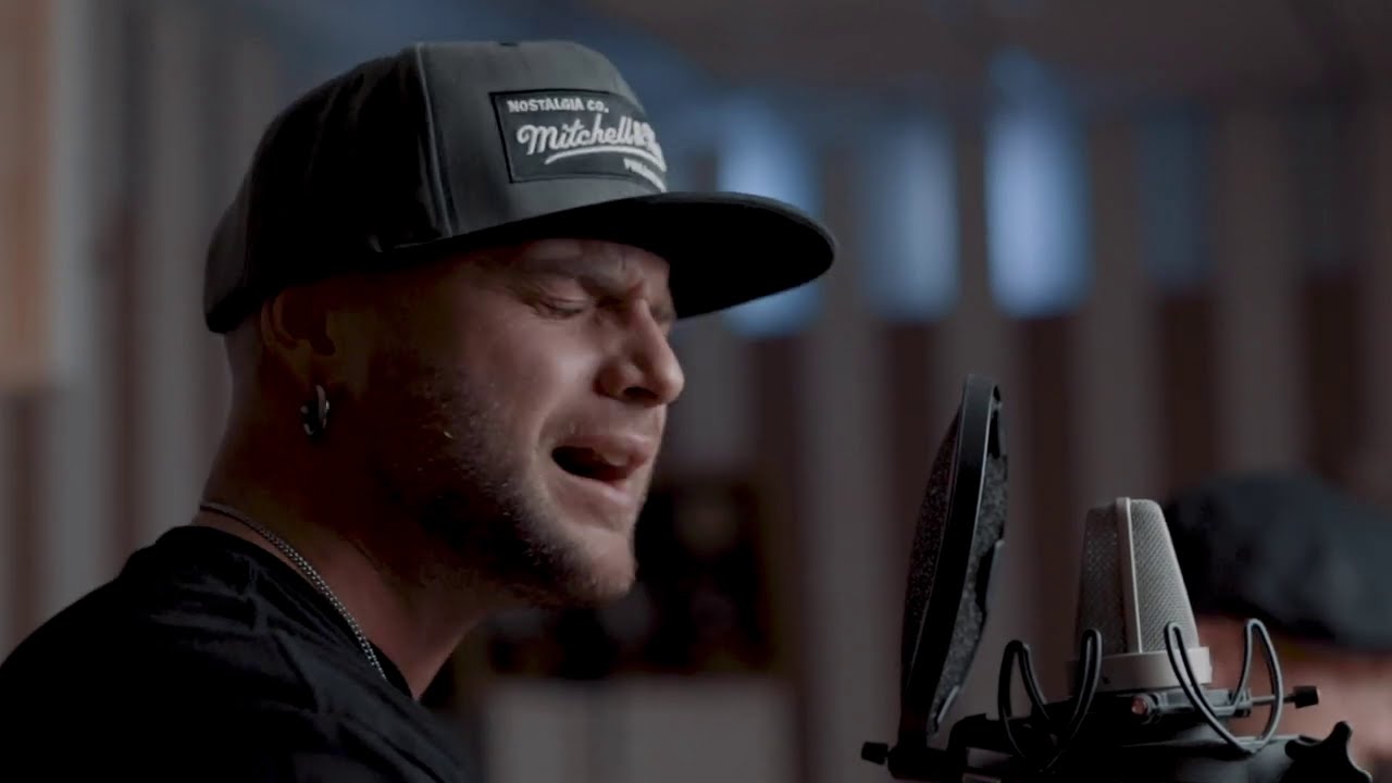 Smash Into Pieces - Save It For The Living (Acoustic Version)