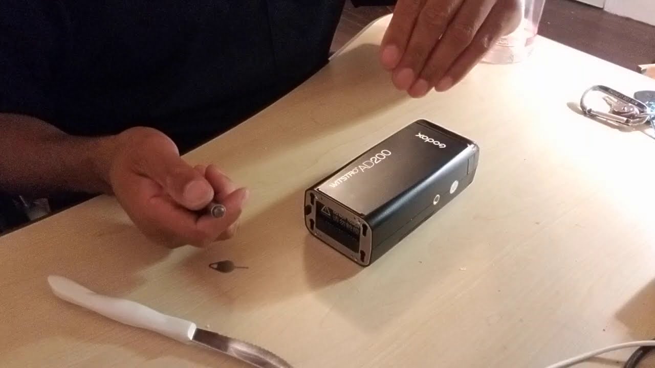 Godox AD200 Won't Power On - FIX