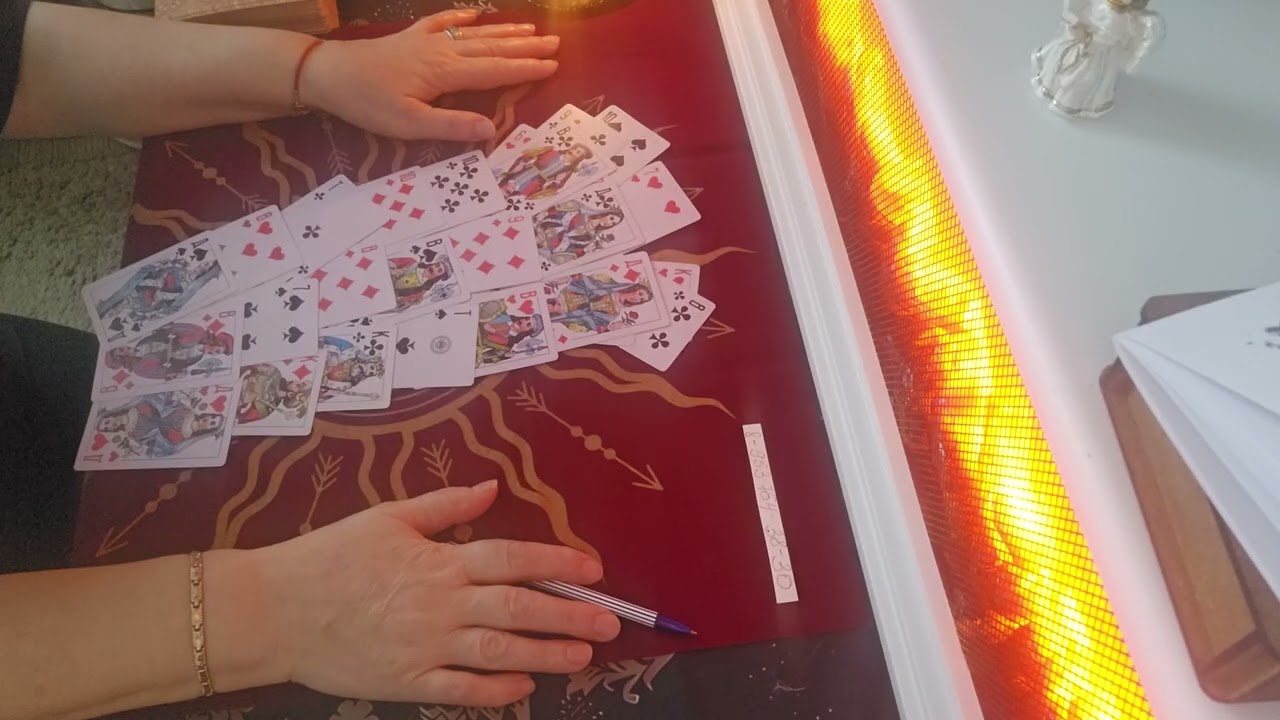 Крестовый король о вас и о ней #tarot #гаданиенапару 