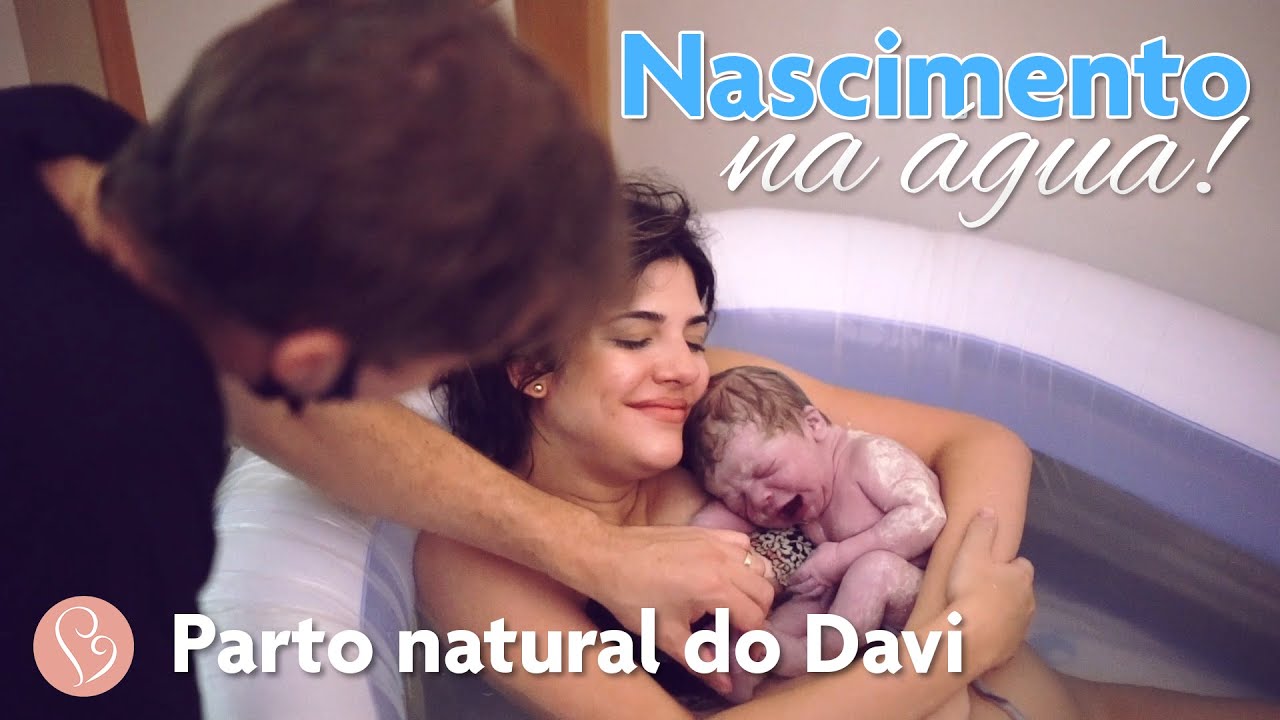 Parto Natural na banheira / Instituto Villamil /  EMOTIONAL NATURAL WATER BIRTH