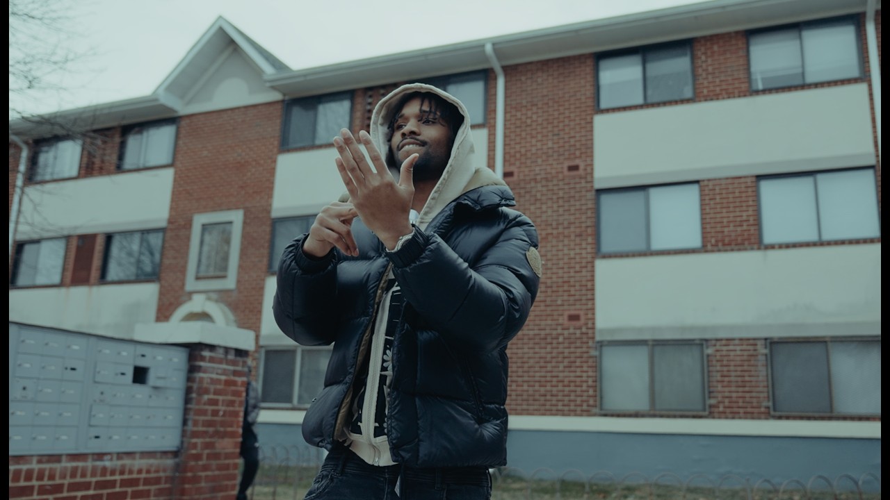 Sneaky Bandz - STOP PLAYIN WIT SNEAKY (Official Video) Dir by @BRICKDAMCLUBHOUSE