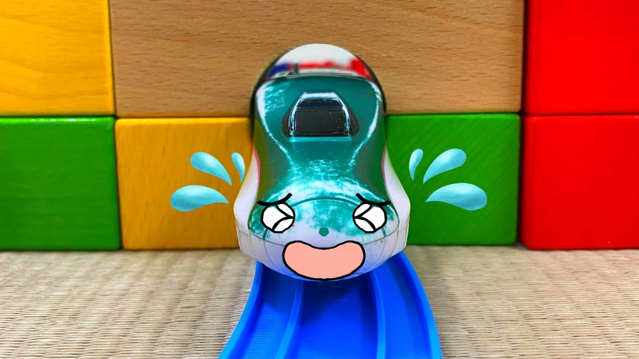 【トミカ・プラレール劇場】抜けなくなった はやちゃん