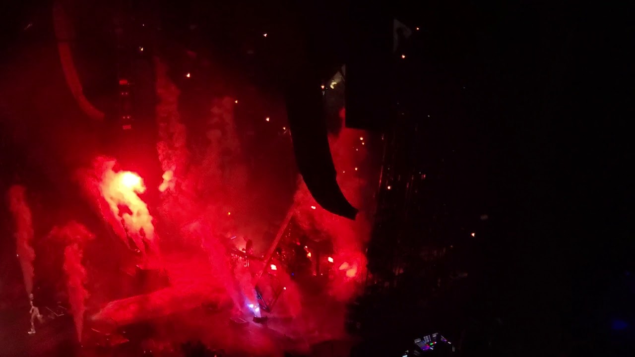 Chainsmokers opening  Toronto oct 2019