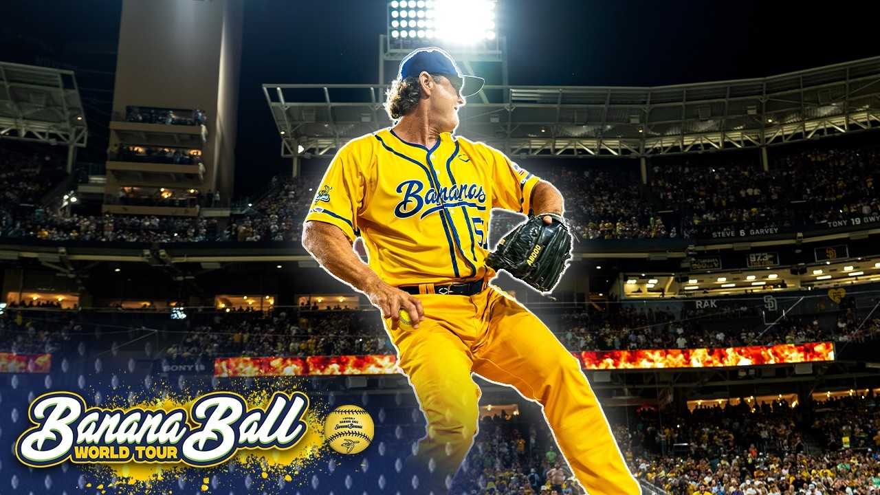 Trevor Hoffman's SAVE for the Savannah Bananas at Petco Park!