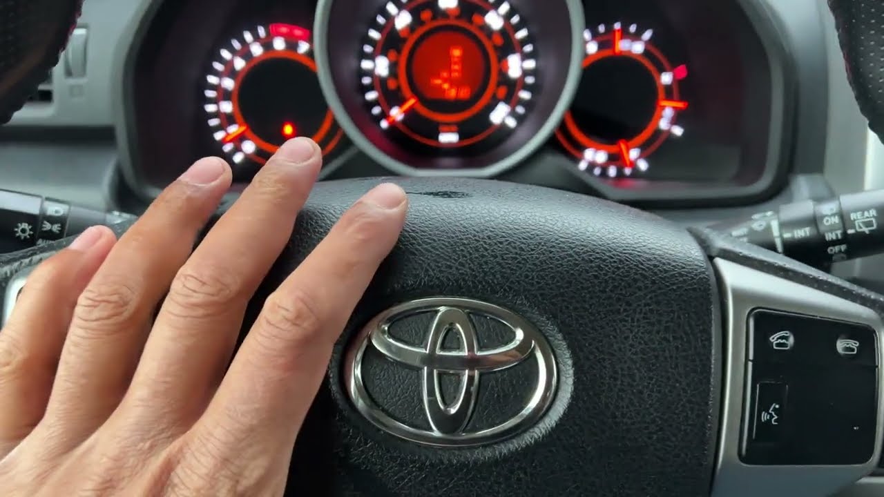Toyota 4Runner - How To Turn On/Off Headlights