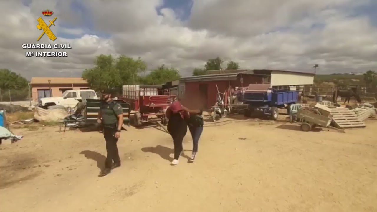 Operaci&oacute;n de la Guardia Civil en Sanl&uacute;car La Mayor