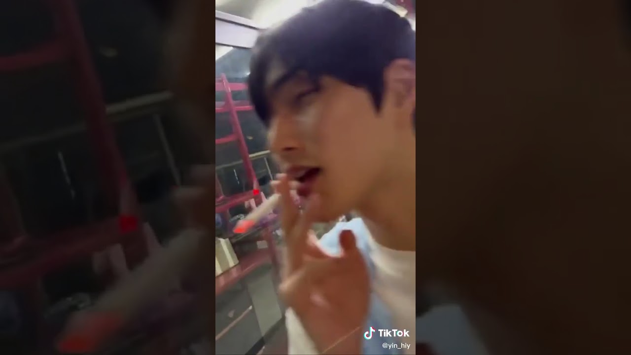 RIIZE Seunghan smoking 🚬 #riize #seunghan #anton #wonbin #sohee #eunseok #sungchan #kpop