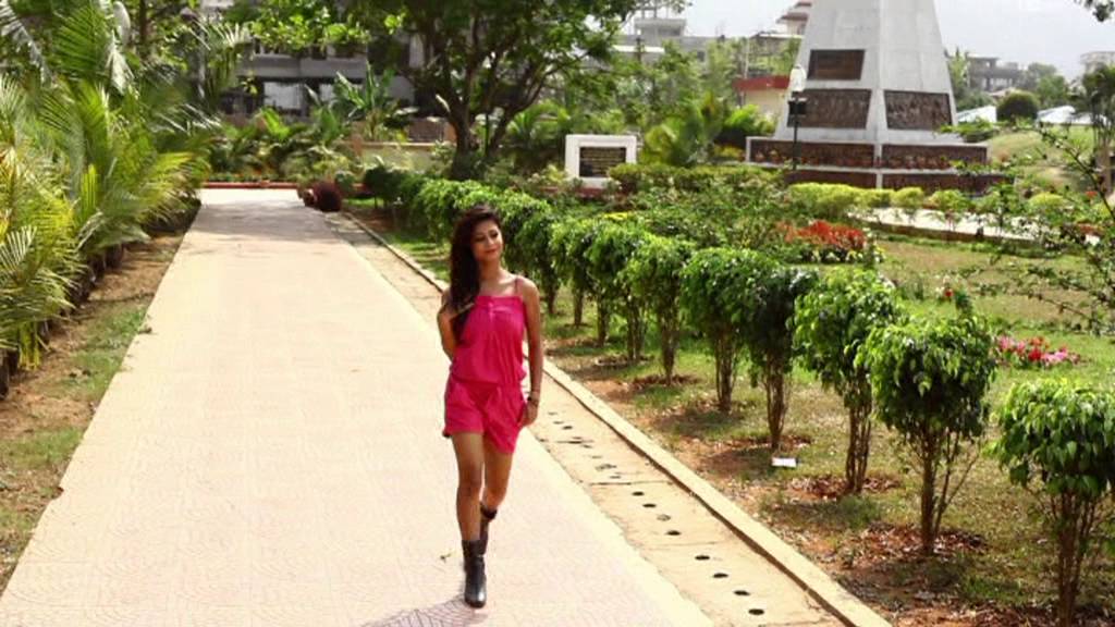 Gwsw gwrbwni video song, by Bitu Narzary